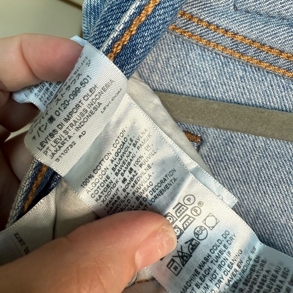 Levi’s Premium Blue Denim Skirt Size 27 Big E 100% Cotton 2 tone Side Slit NWT - Picture 7 of 8